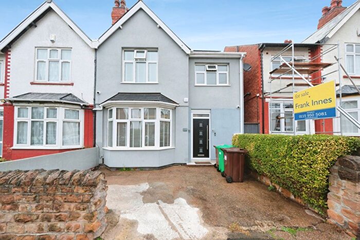 3 Bedroom Semi Detached House For Sale In Austen Avenue, Nottingham, Nottinghamshire, NG7