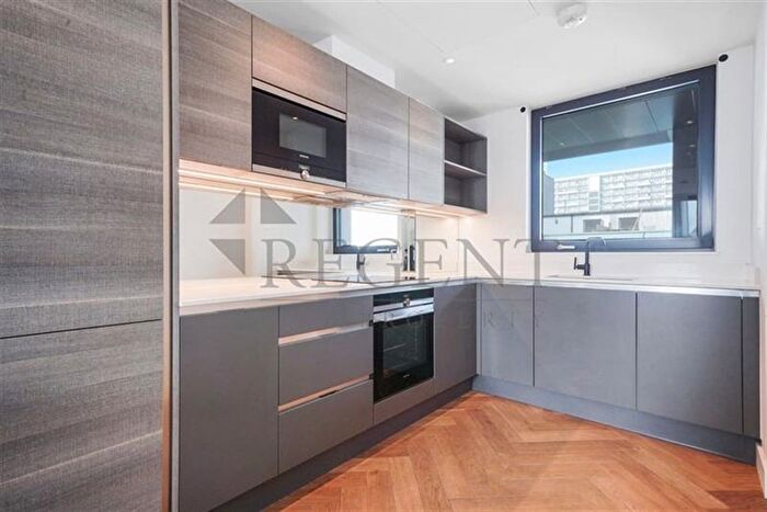 2 Bedroom Flat To Rent In Hkr Hoxton, Scawfell Street, E2