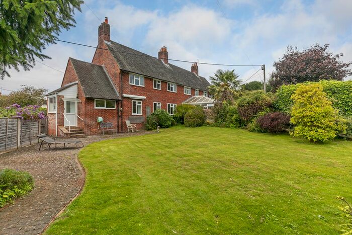 3 Bedroom Semi-Detached House For Sale In Wonston Close, Sutton Scotney, Winchester, SO21