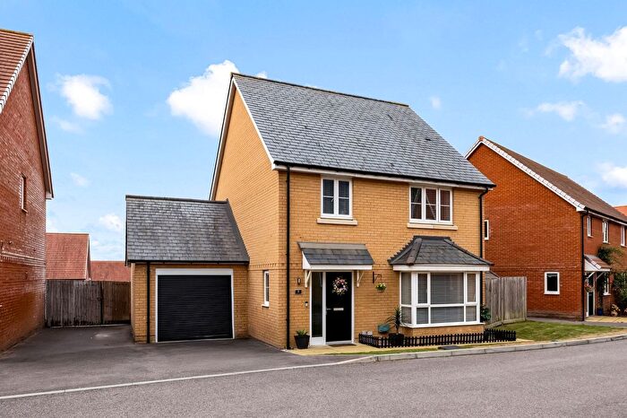 4 Bedroom Detached House For Sale In Tower Crescent, Hailsham, BN27