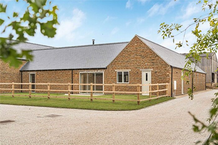 4 Bedroom Barn Conversion For Sale In Great Bourton, Banbury, Oxfordshire, OX17