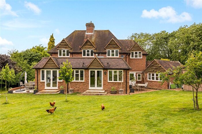 4 Bedroom Detached House For Sale In Bigfrith Lane, Cookham Dean, Maidenhead, Berkshire, SL6