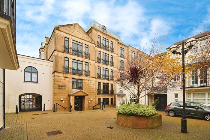 1 Bedroom Apartment For Sale In Russell Mews, Brighton, BN1
