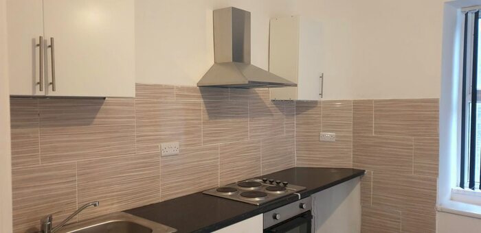 2 Bedroom Flat To Rent In High Street, Keighley, BD21