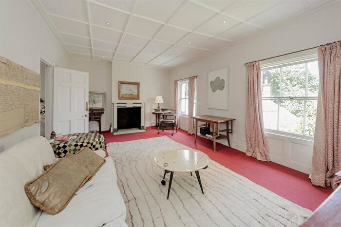 4 Bedroom Flat For Sale In Greville Place, St John's Wood, NW6