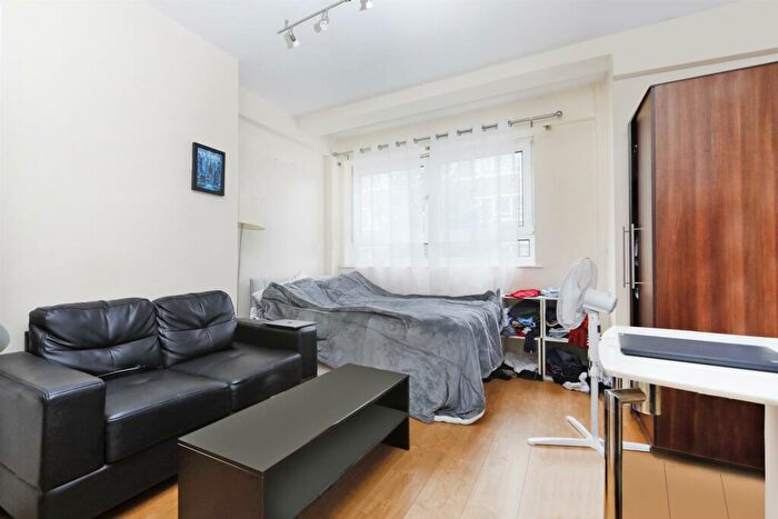 Studio For Sale In Neckinger, Bermondsey, SE16