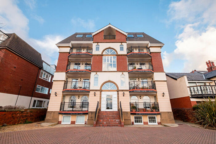 2 Bedroom Apartment For Sale In Salters Court, Lytham St Annes, FY8