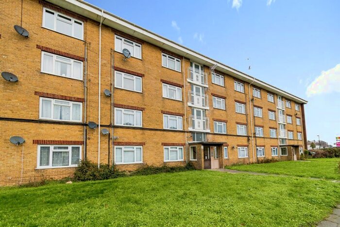 1 Bedroom Flat To Rent In Green Park Road, Southampton, SO16