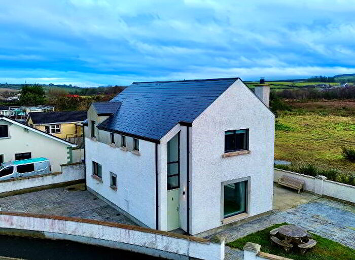 3 Bedroom Detached House For Sale In Oeghill Park, L’derry, BT47