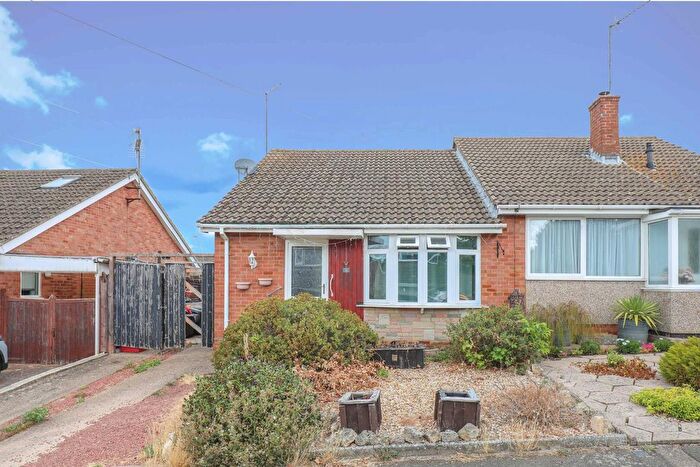 2 Bedroom Bungalow For Sale In Cavendish Close, Barton Seagrave, Kettering, NN15