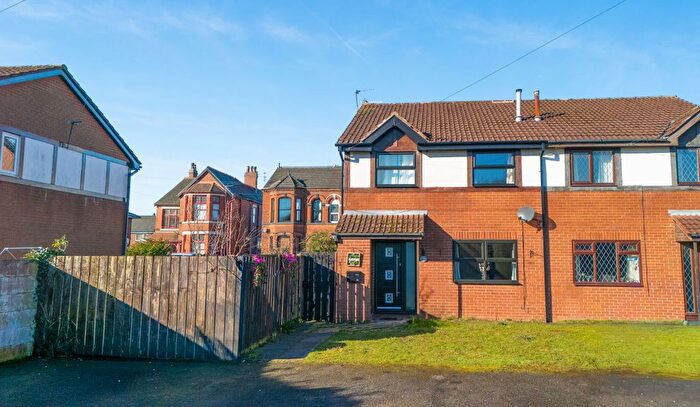 2 Bedroom Semi Detached House For Sale In Derby Street, Newton-Le-Willows, Merseyside, WA12