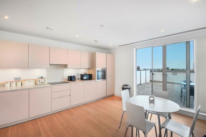 1 Bedroom Flat To Rent In Santina Apartments, Morello, Cherry Orchard Road, Croydon, London, CR0