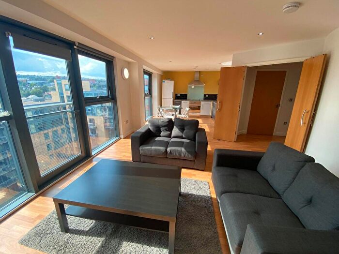 2 Bedroom Apartment To Rent In West One Panorama, Fitzwilliam Street, Sheffield, S1