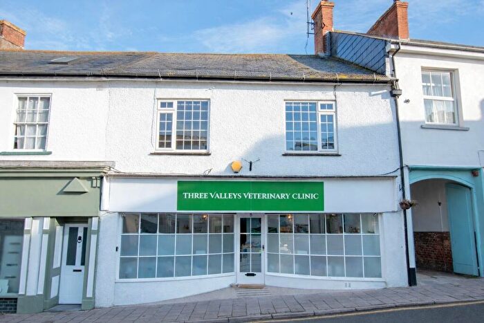 2 Bedroom Maisonette For Sale In Broad Street, Ottery Saint Mary, EX11