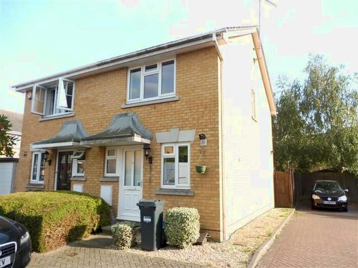 2 Bedroom Property To Rent In Nine Elms Close, Feltham, TW14