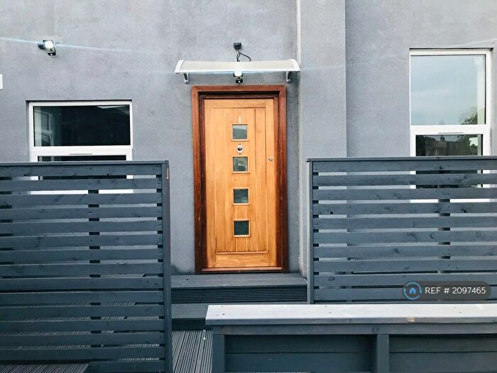 1 Bedroom Flat To Rent In High Street, Beckenham, BR3