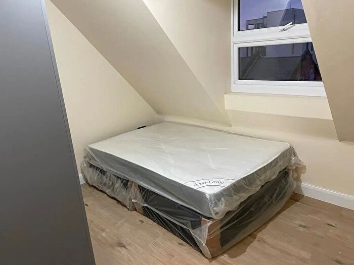 1 Bedroom Flat To Rent In High Road, Wembley, HA9