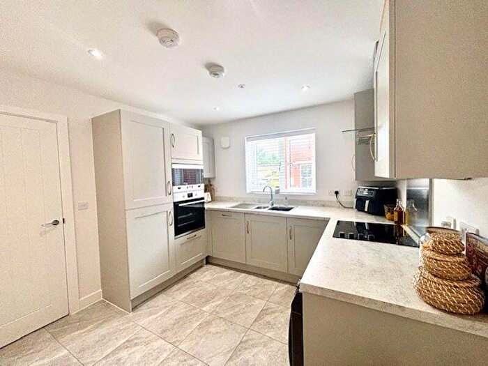3 Bedroom Semi-Detached House For Sale In Finch Lane, Calne, SN11