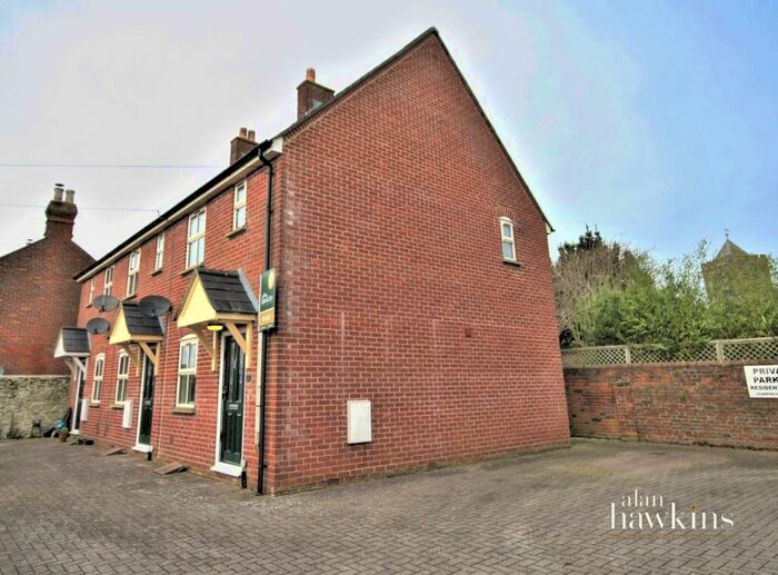 2 Bedroom Terraced House To Rent In Rope Yard, Royal Wootton Bassett, SN4