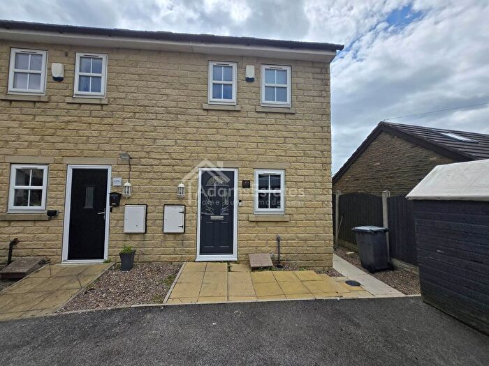 3 Bedroom Semi-Detached House To Rent In Healey Lane, Batley, WF17