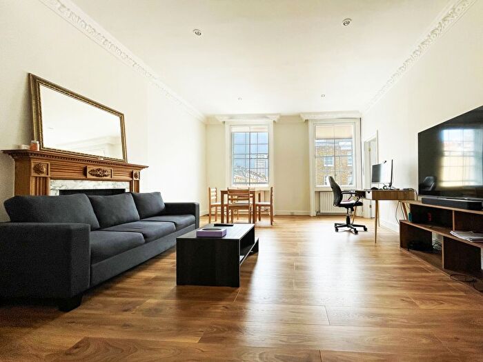 2 Bedroom Flat To Rent In Gloucester Place, Marylebone, W1U