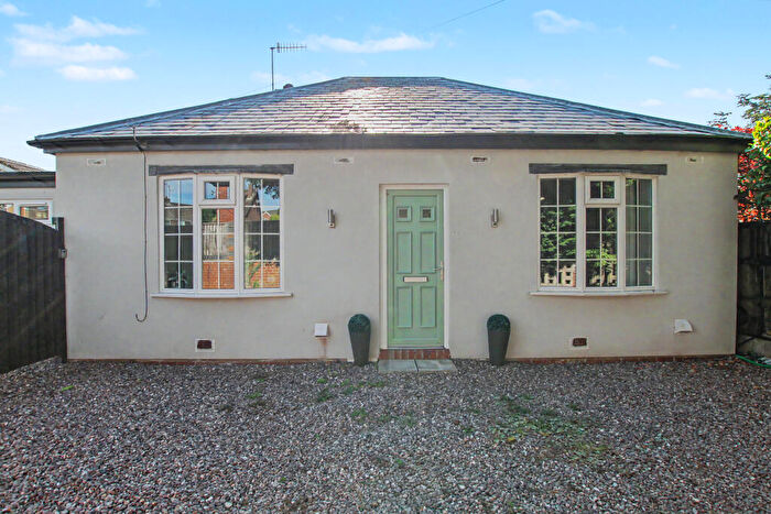 2 Bedroom Bungalow For Sale In Brookhouse Lane, City Of Stoke-on-trent, ST2