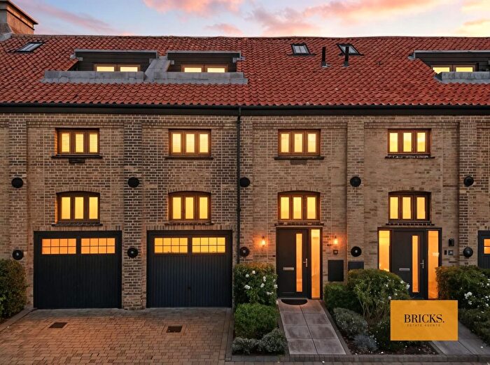 3 Bedroom Property For Sale In Brewery Yard, Watton Road, SG12
