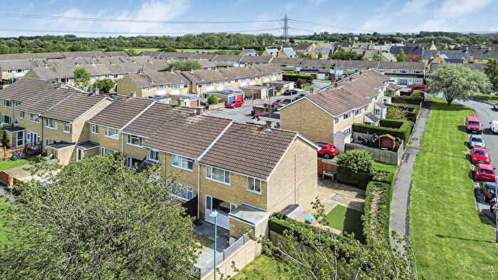 3 Bedroom End Of Terrace House For Sale In North Home Road, Cirencester, Gloucestershire, GL7
