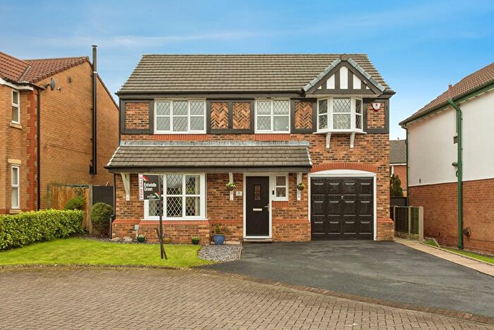 4 Bedroom Detached House For Sale In Meadow Vale, Leyland, Lancashire, PR26