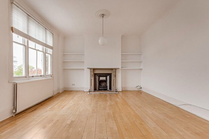 2 Bedroom Flat To Rent In Mount Ararat Road, Richmond, TW10