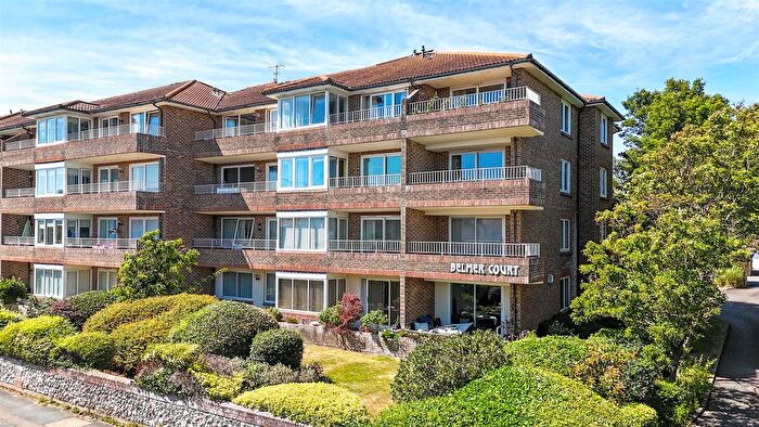 3 Bedroom Flat For Sale In Grand Avenue, Worthing, BN11