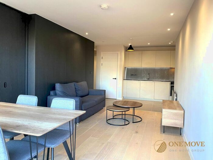 2 Bedroom Flat To Rent In City Gardens, Manchester, M15