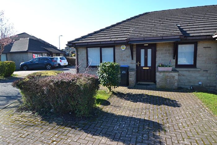 2 Bedroom Terraced Bungalow For Sale In Thornbridge Mews, Bradford, BD2