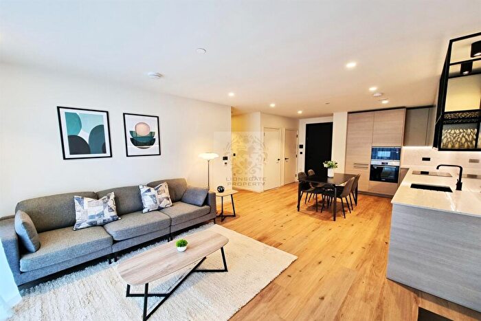 1 Bedroom Apartment To Rent In Poplar Riverside, Poplar, E14