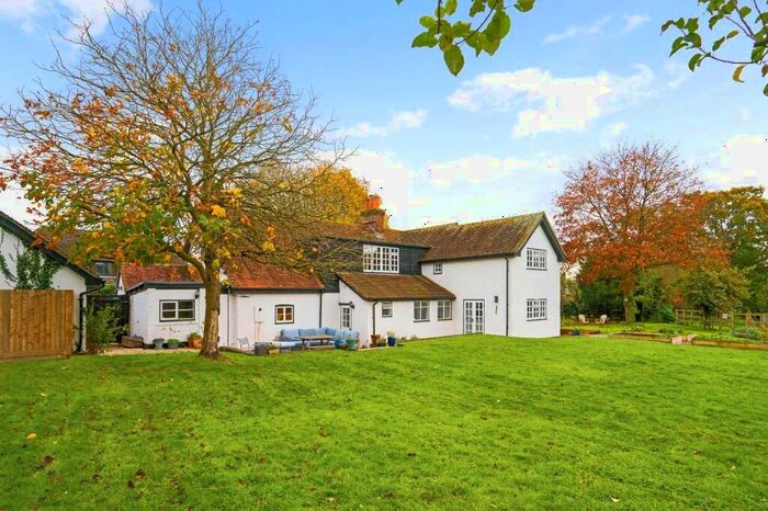 4 Bedroom Detached House For Sale In Brook Cottage, Little London, RG26