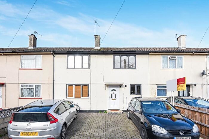 5 Bedroom Terraced House To Rent In Massey Close, Student Bedroom, OX3