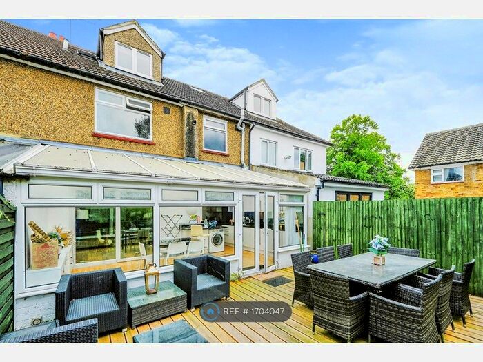 4 Bedroom Terraced House To Rent In Corona Road, London, SE12