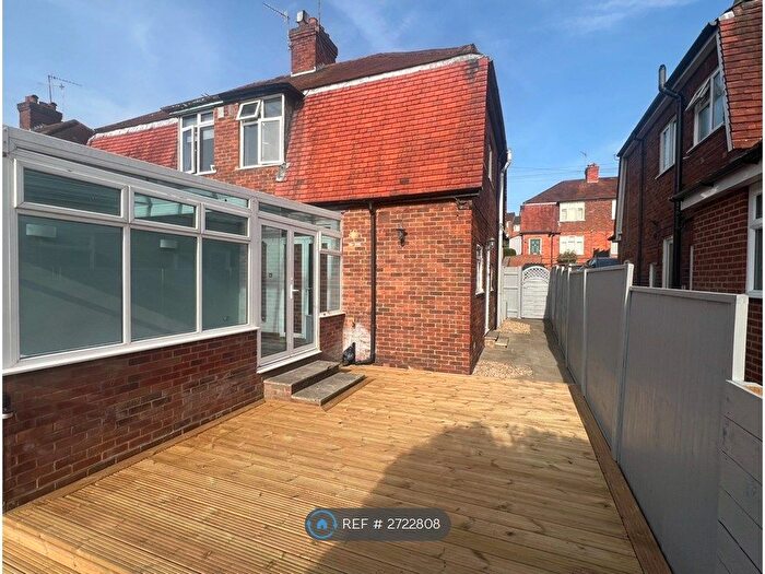 3 Bedroom Semi-Detached House To Rent In Greaves Road, High Wycombe, HP13