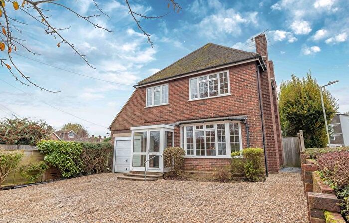 3 Bedroom Detached House To Rent In Ersham Road, Canterbury, Kent, CT1