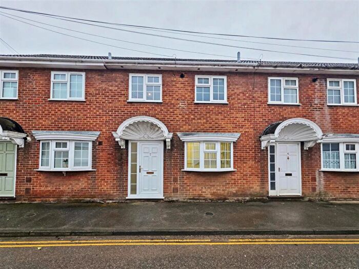 2 Bedroom Terraced House To Rent In Victoria Street, Holbeach, PE12