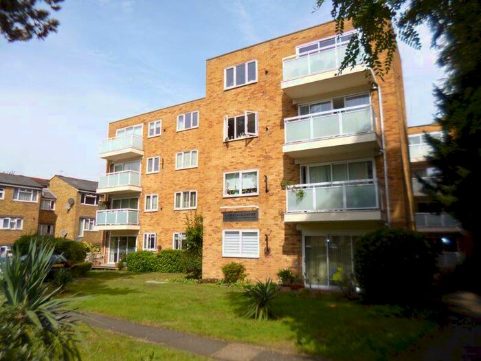 1 Bedroom Flat To Rent In Copers Cope Road, Beckenham, BR3