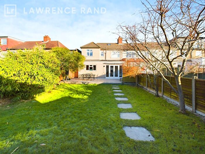 3 Bedroom End Of Terrace House For Sale In Exmouth Road, Ruislip, Middlesex, HA4