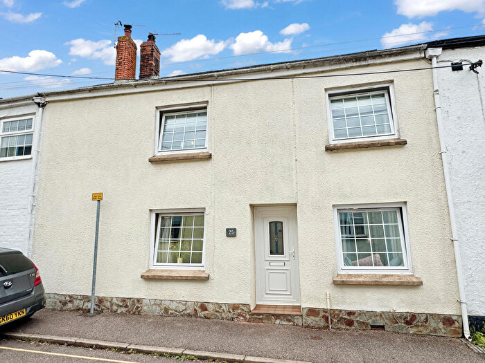 4 Bedroom Terraced House For Sale In New Street, Cullompton, EX15