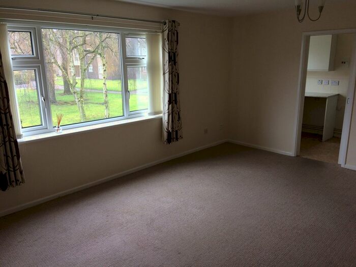 2 Bedroom Flat To Rent In Venice Court, Vichy Close, Newcastle, ST5