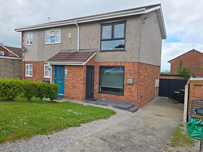 2 Bedroom Semi-Detached House To Rent In Fron Uchaf, Colwyn Bay, LL29