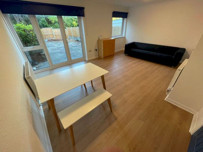 3 Bedroom Terraced House To Rent In Sandhurst Close, Canterbury, CT2