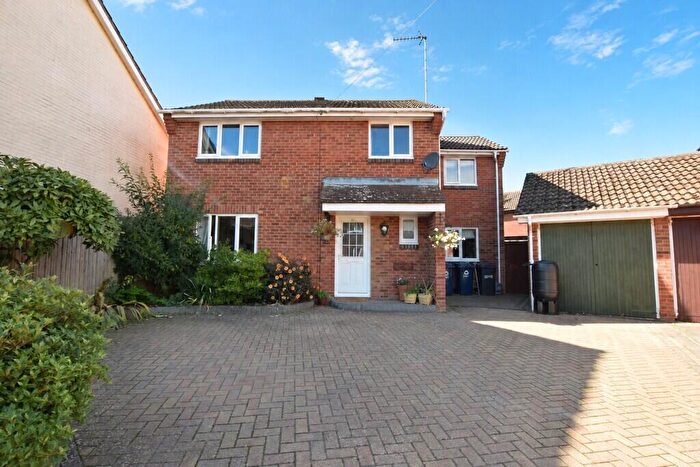 4 Bedroom Detached House To Rent In Wheatsheaf Road, Alconbury Weston, PE28