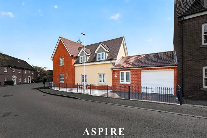 5 Bedroom Detached House For Sale In Video Tour Inside - Temple Way, Rayleigh, SS6