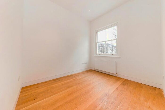 4 Bedroom Town House To Rent In Aldridge Road Villas, London, W11