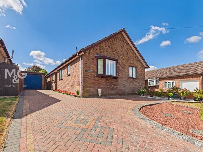 3 Bedroom Detached Bungalow For Sale In Barons Road, Bury St. Edmunds, IP33